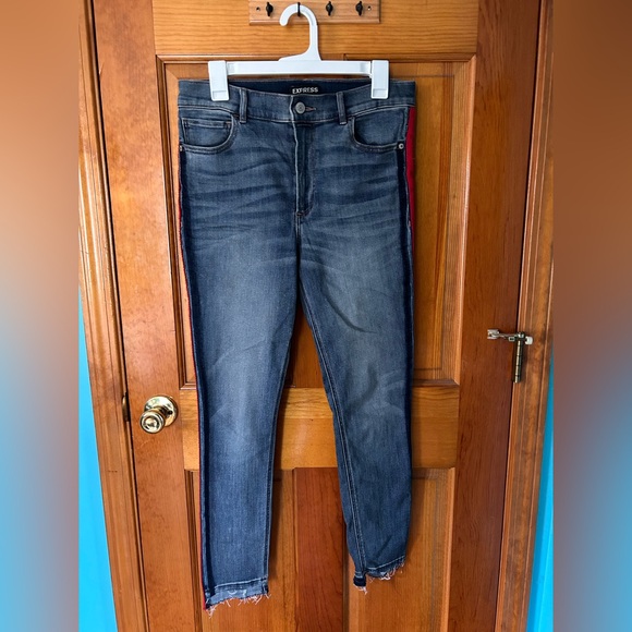 Size 10 - Express High-Rise Ankle Legging with Red and Navy Blue Side Detail - Picture 1 of 5